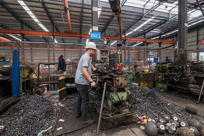 鹤壁网架配件-螺栓球加工车间